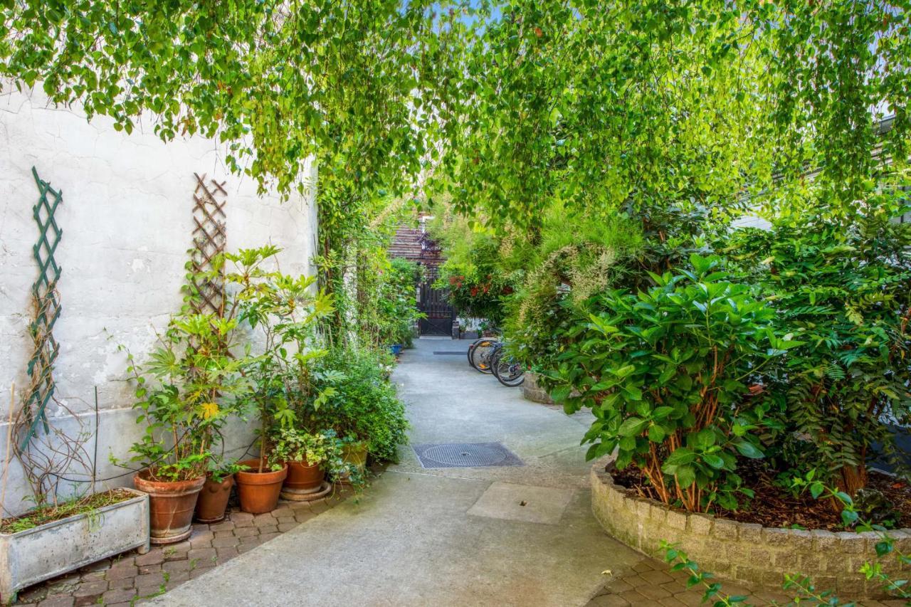 Superb Studio With Mezzanine And A Terrace - - Welkeys Apartment Paris
