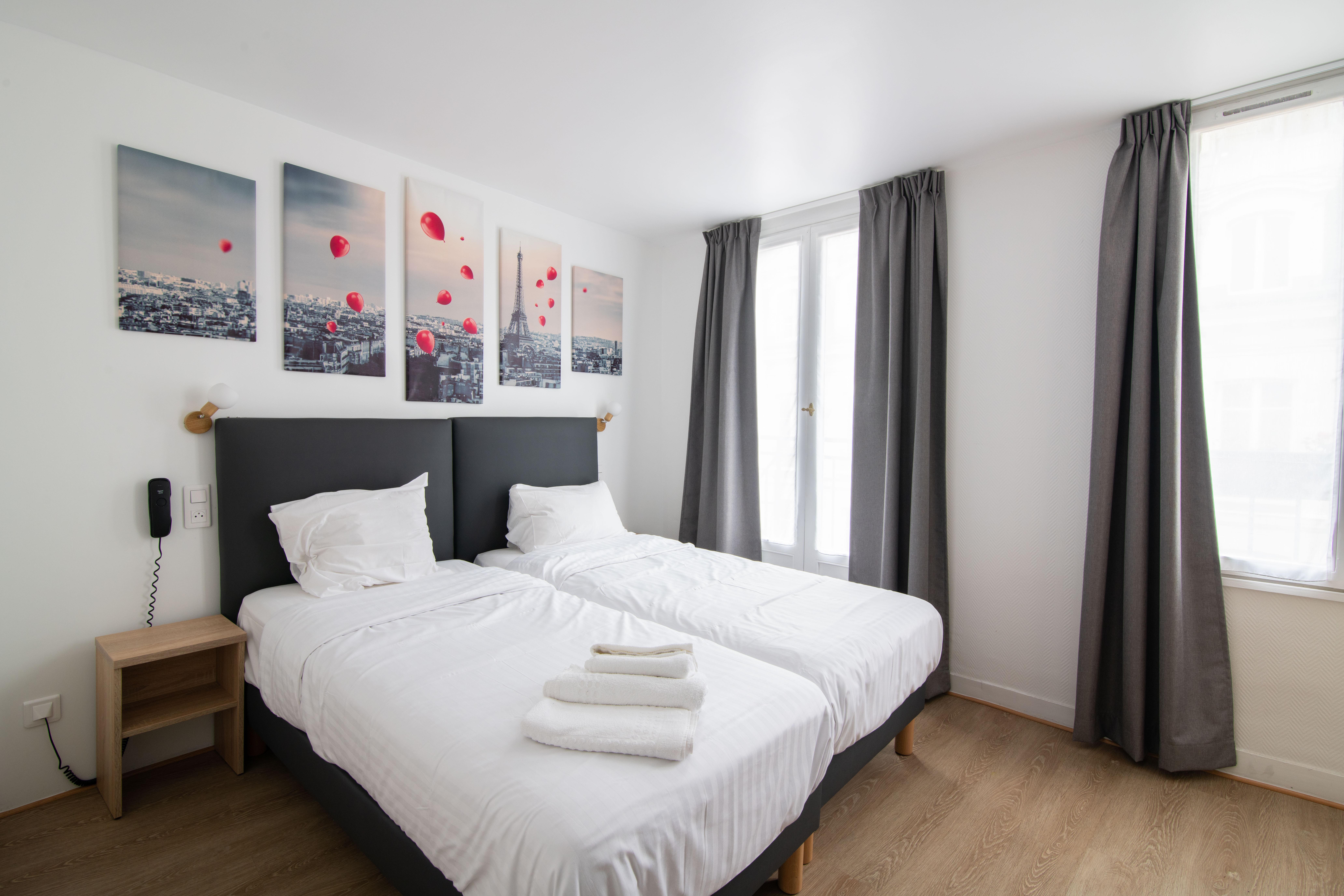 Hotel De Bordeaux 2*