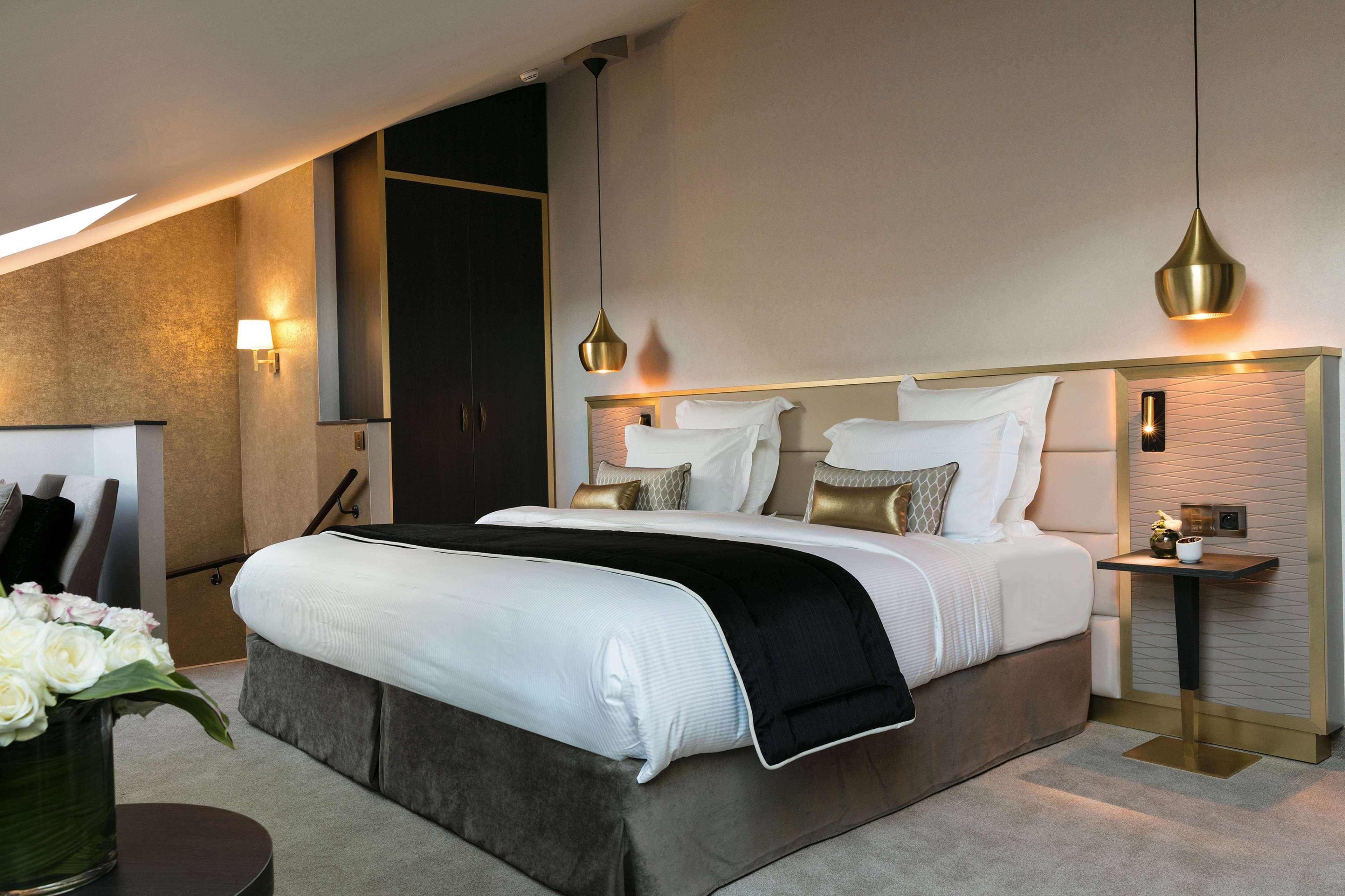 Niepce Hôtel, Curio Collection By Hilton Hotel 4*