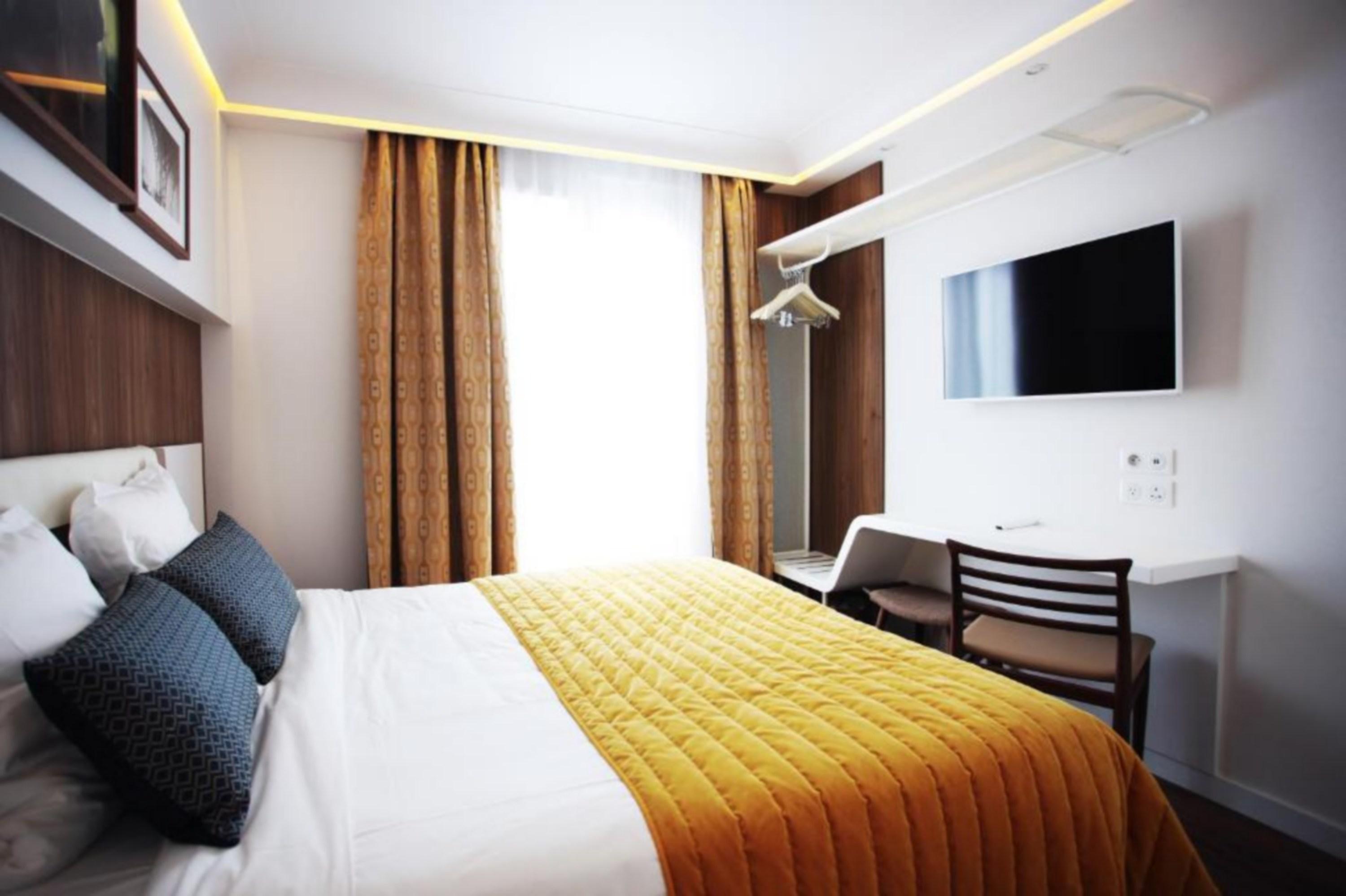 Hotel Eiffel Turenne Paris
