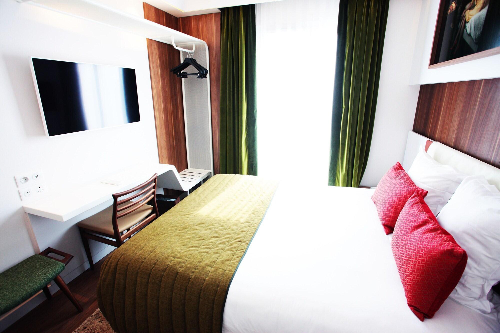 Hotel Eiffel Turenne Paris