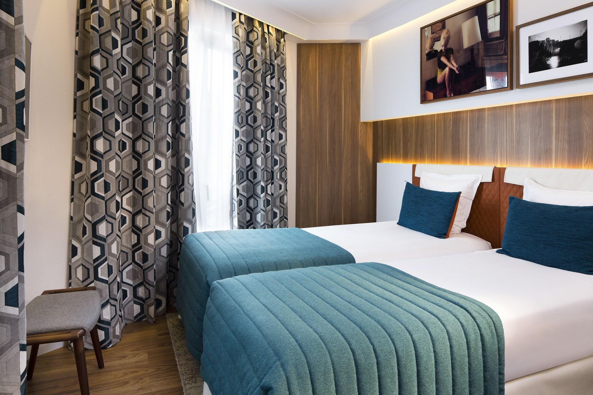 Hotel Eiffel Turenne Paris