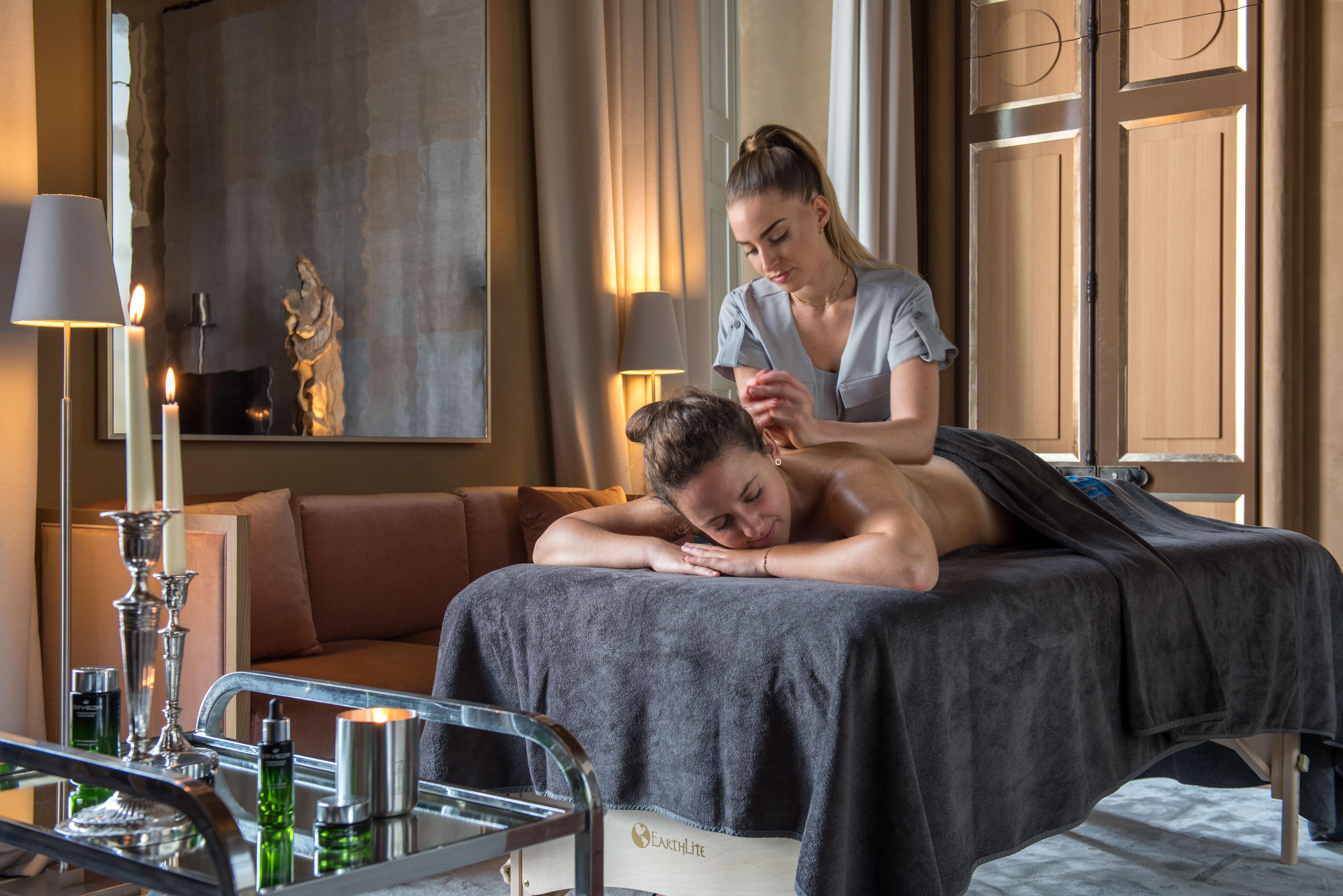 Cour Des Vosges 5*