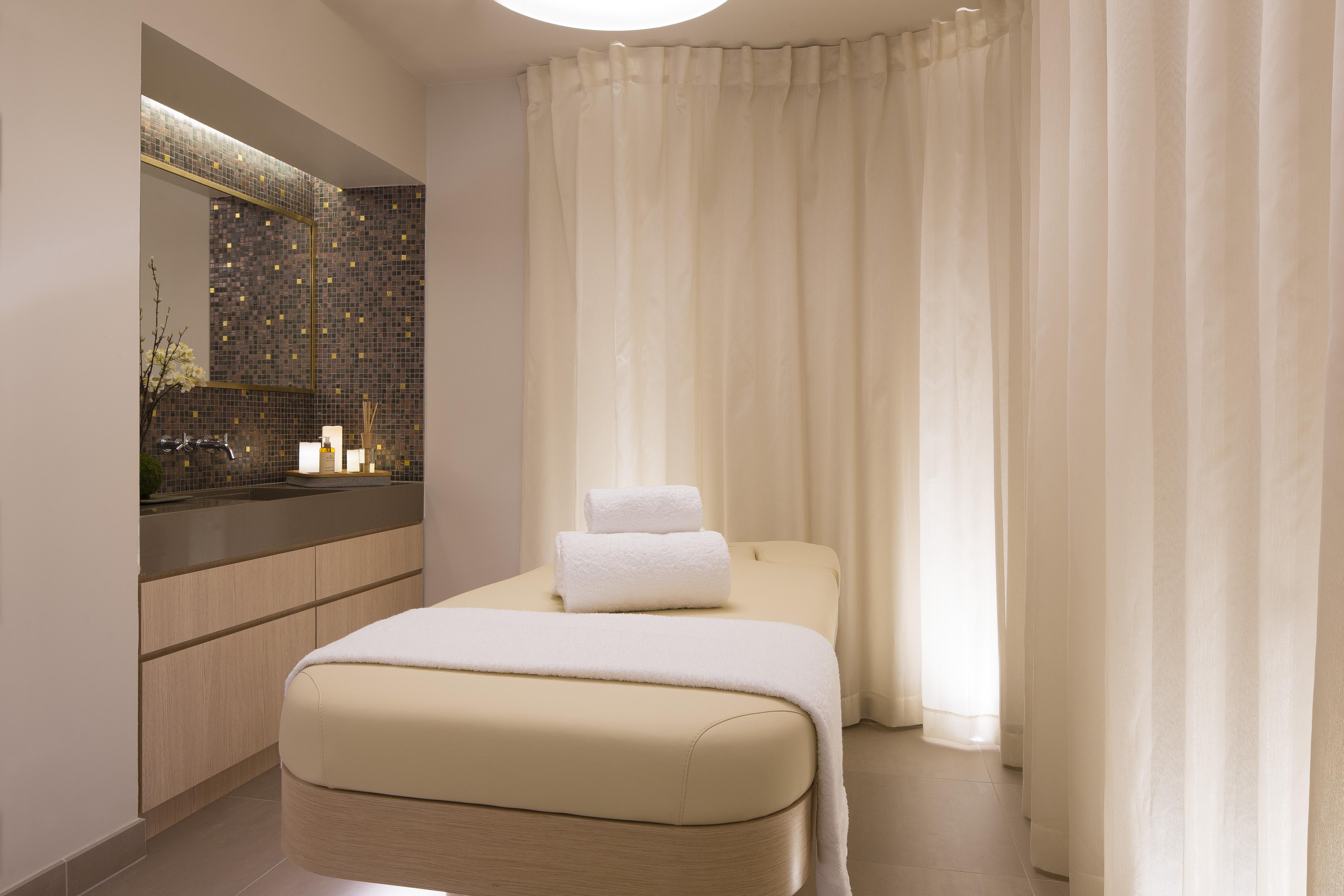 Le Tsuba 4* Paris