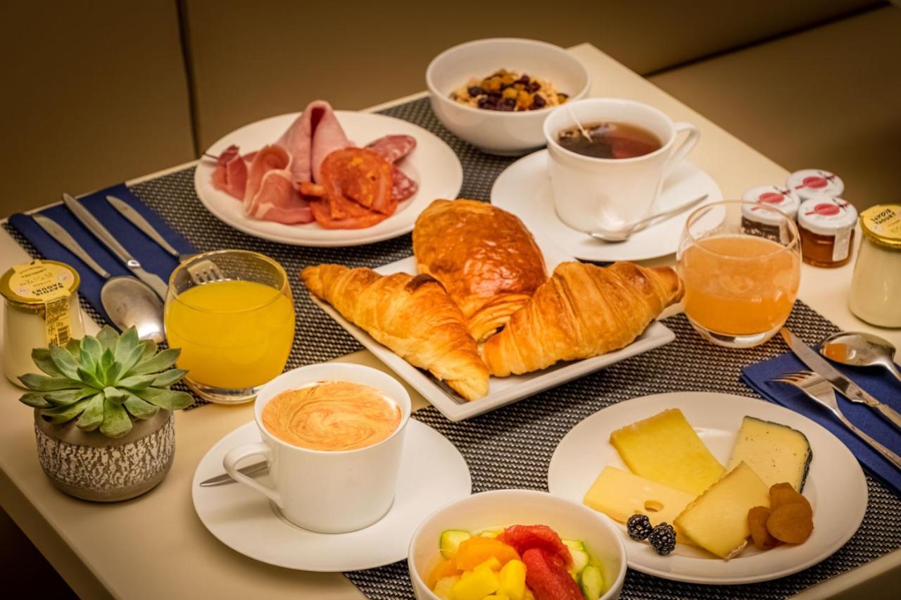 Le Tourville By Inwood Hotel