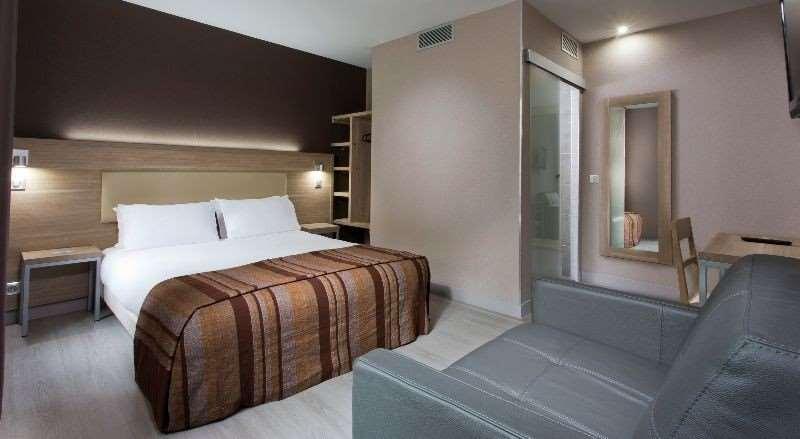 Des Pavillons Hotel 2*