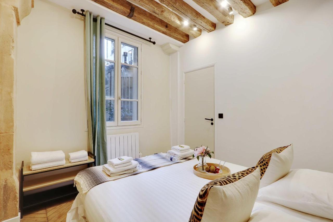 Appartement Cmg - Place Des Vosges - Le Marais 2