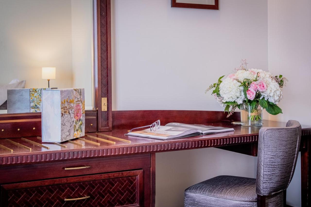 Pont Royal 5* Paris