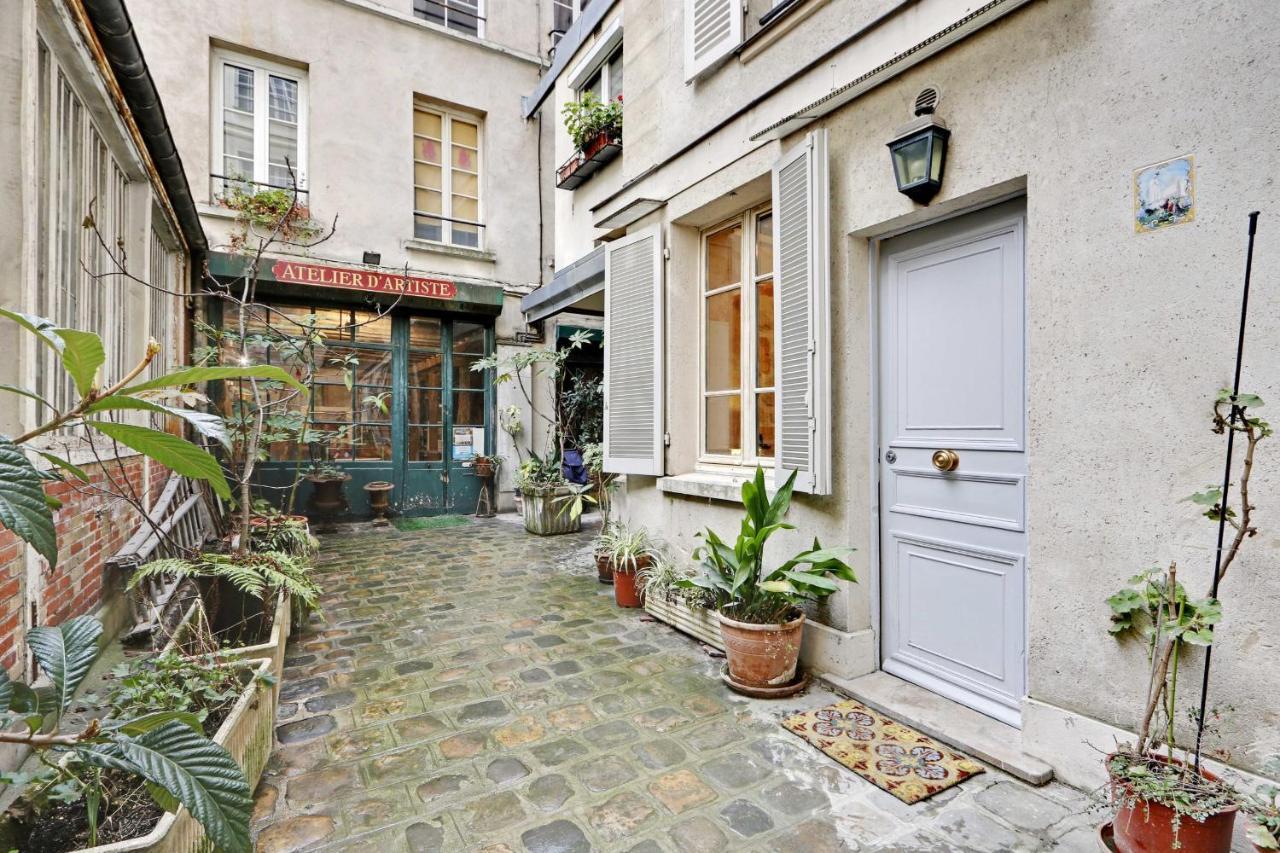 Cmg - Place Des Vosges - Le Marais 2