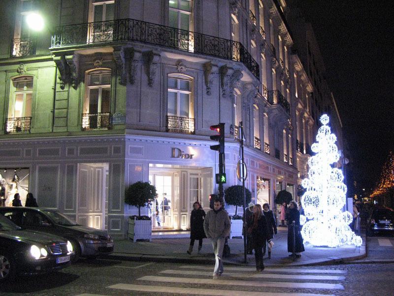 The Studio Champs Elysees *