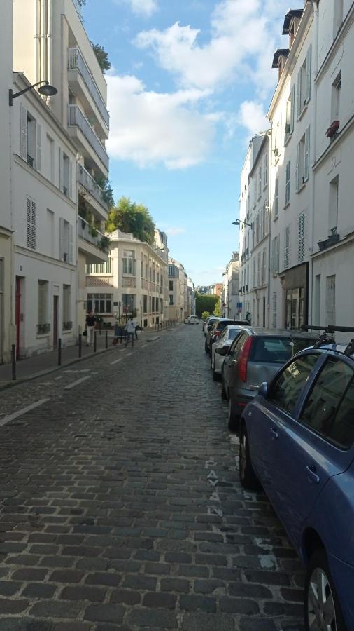 Appartement Superbe Rue Des Artistes De 37 Mc