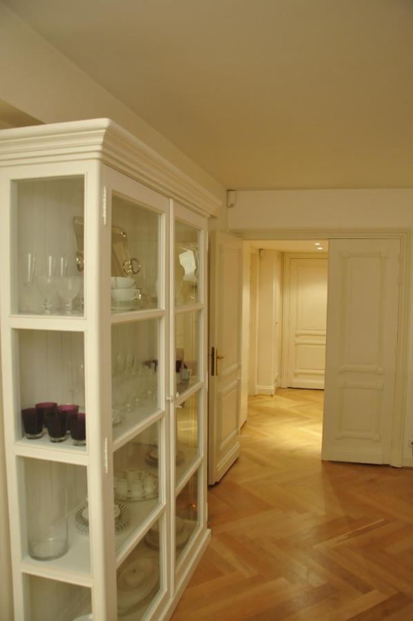 Au Champs Elysées Appartement *
