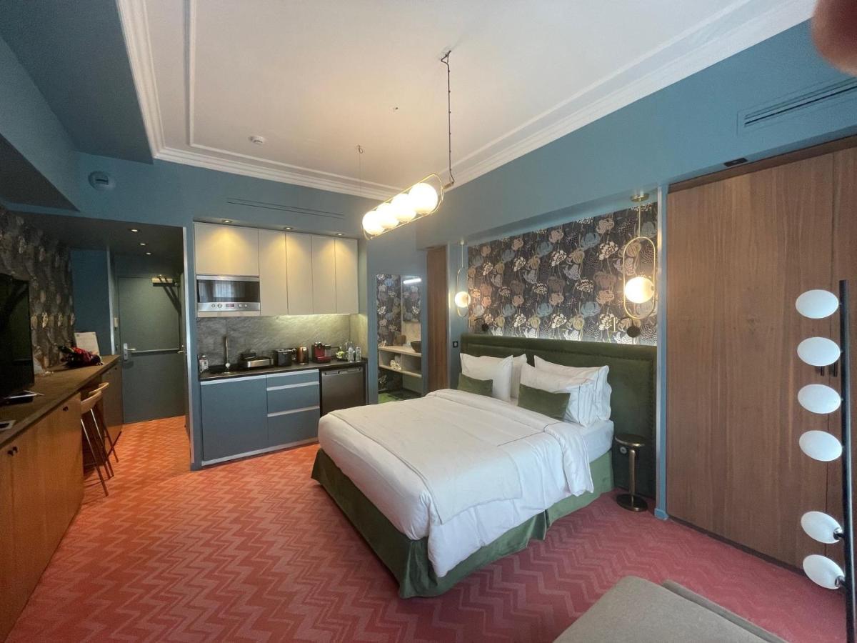 Chez Oscar Apart’hôtel Champs Elysées 4*