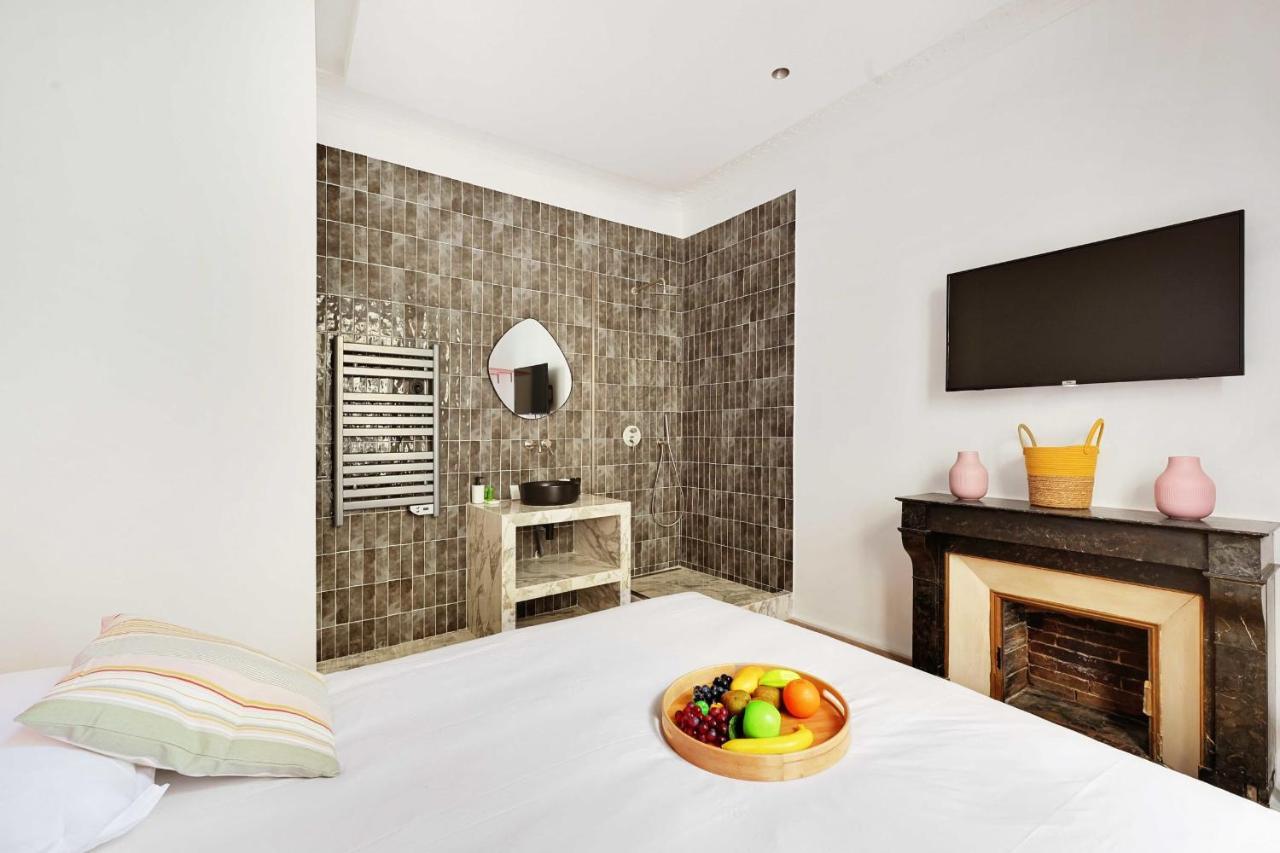 Charm And Elegance For 8p-3br - Grands Boulevards Apartment Paris