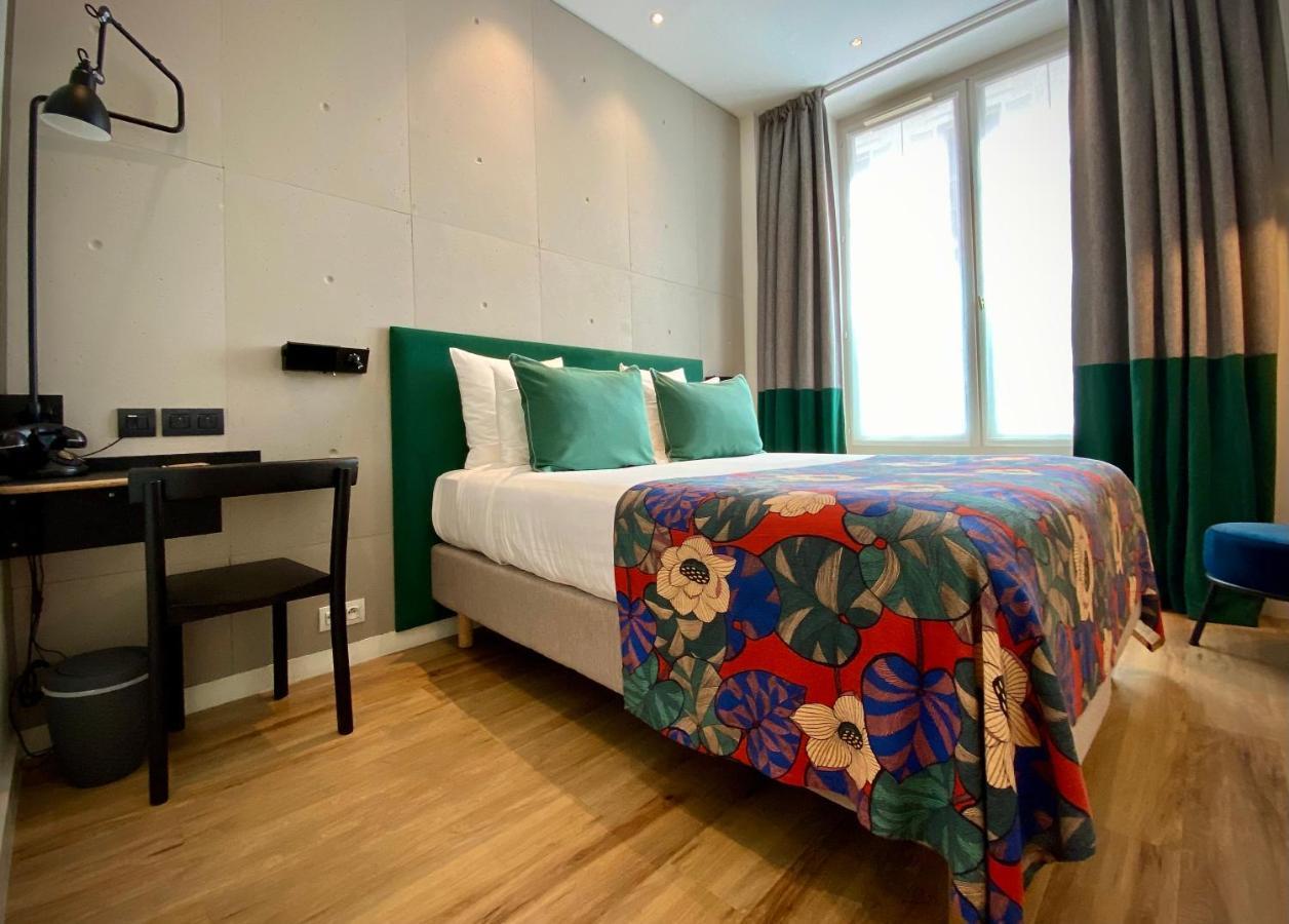 Hotel Le Basile Paris