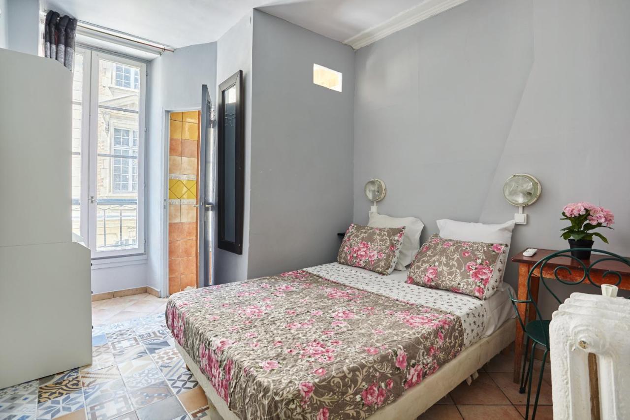 Le Petit Borda Hotel *
