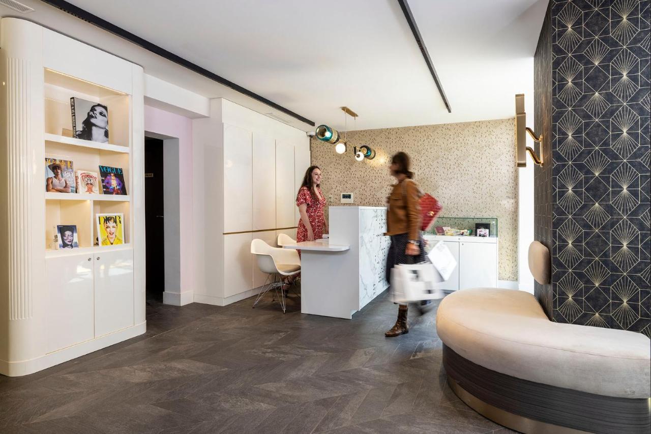 Nude 4* Paris