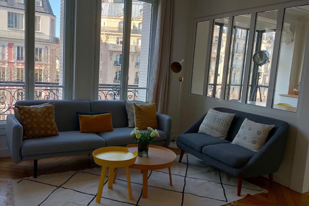 Superbe Haussmanien. 3 Chambres. Apartment Paris