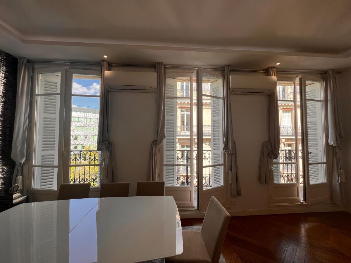 Champs-élysées - Hala Appartement Paris