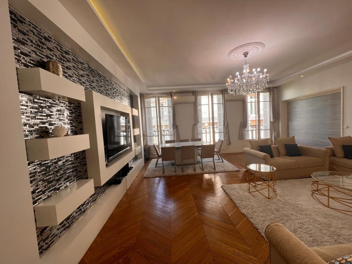 Champs-élysées - Hala Appartement Paris