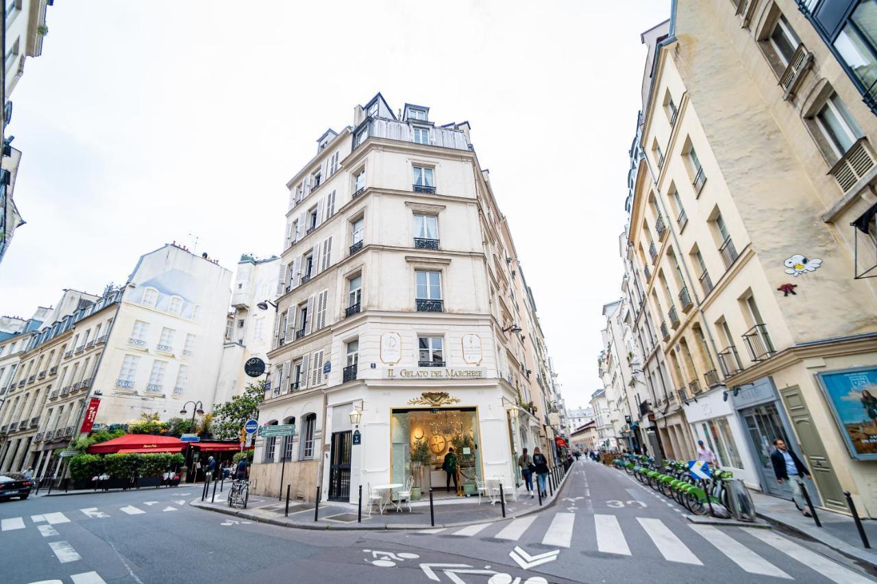 Apartment Conde Chic Paris