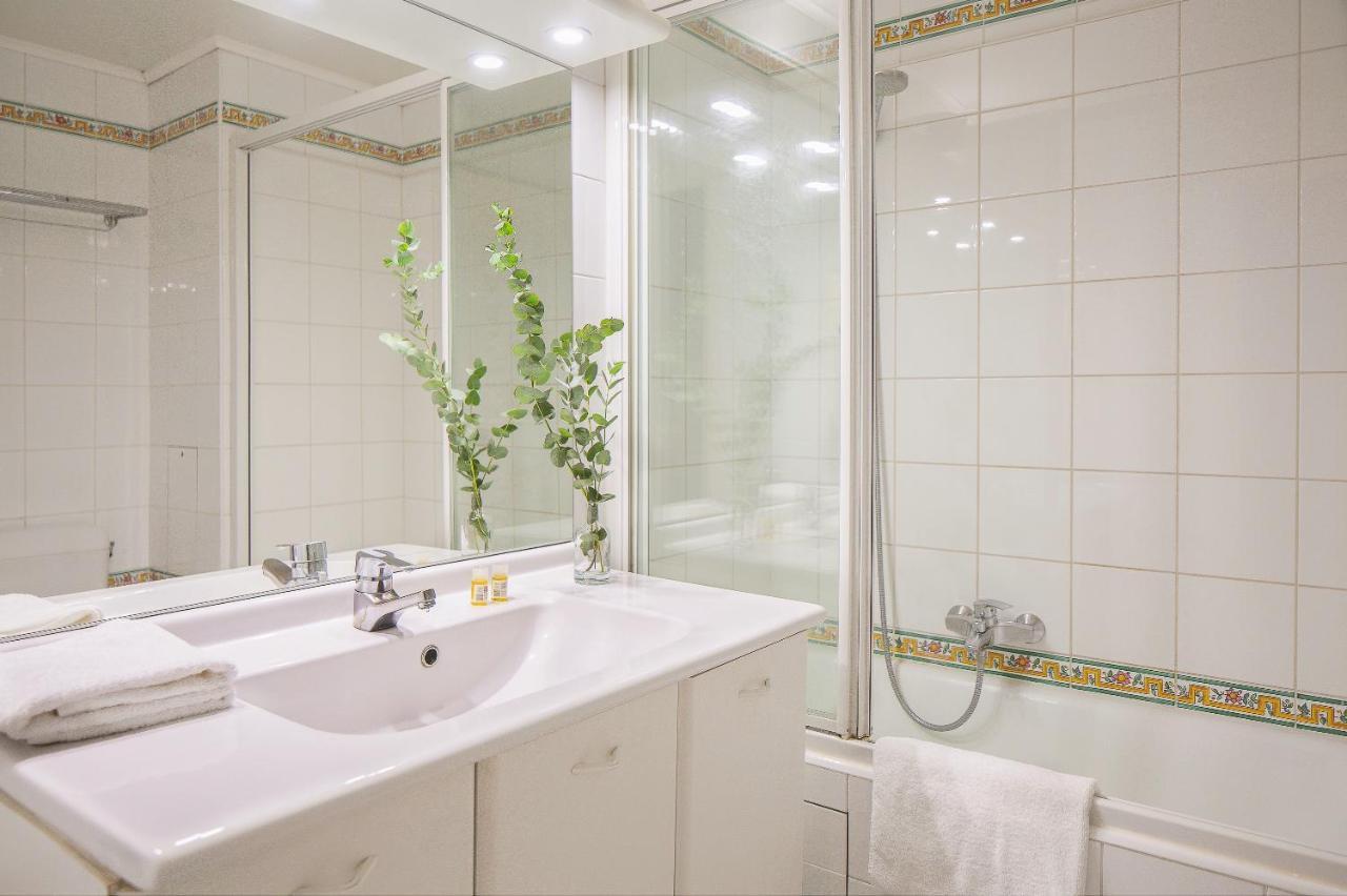 Hotel Des Grandes Ecoles 3*
