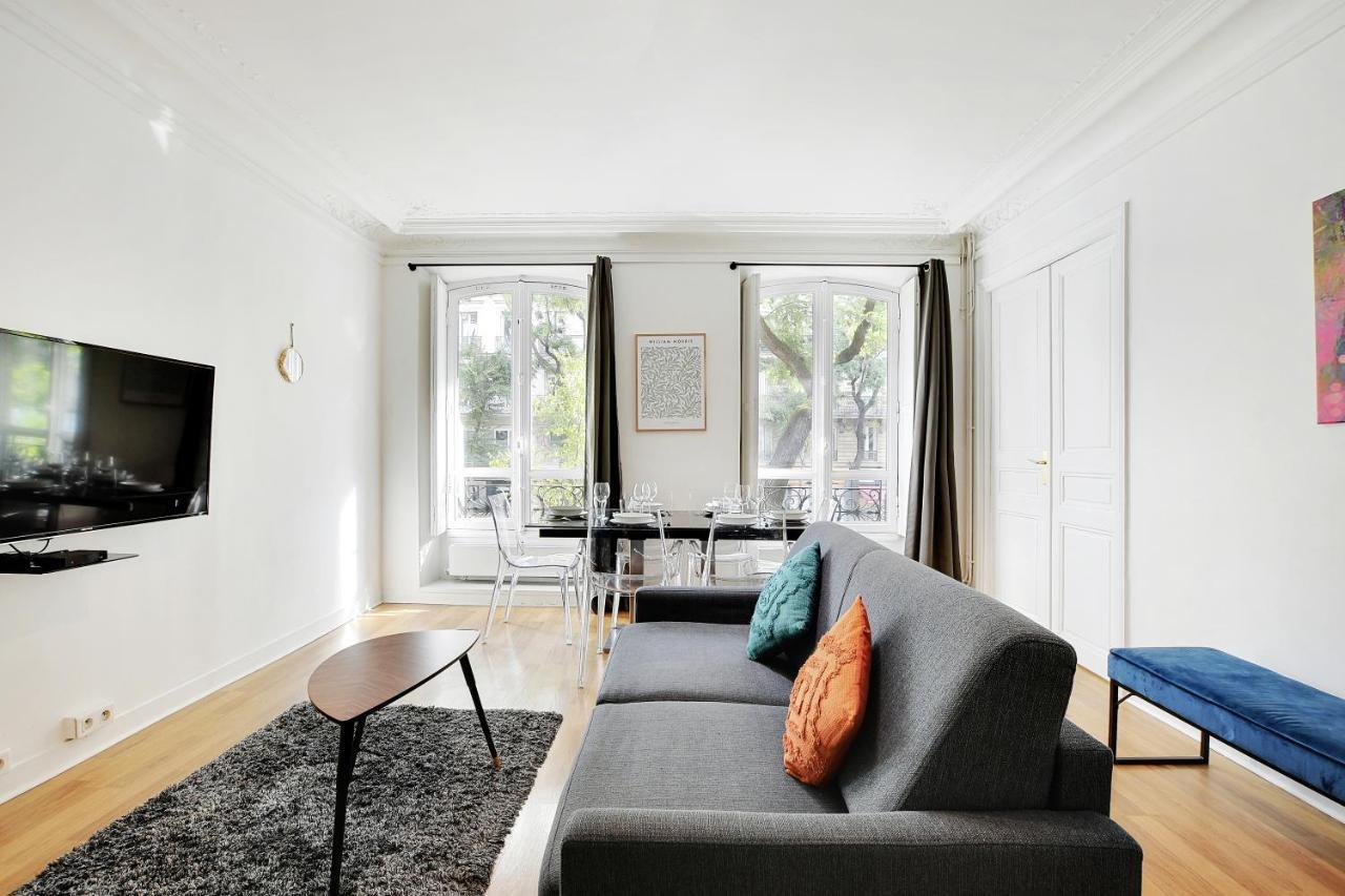 Chic -3br-10p- Place De La Republique * Paris