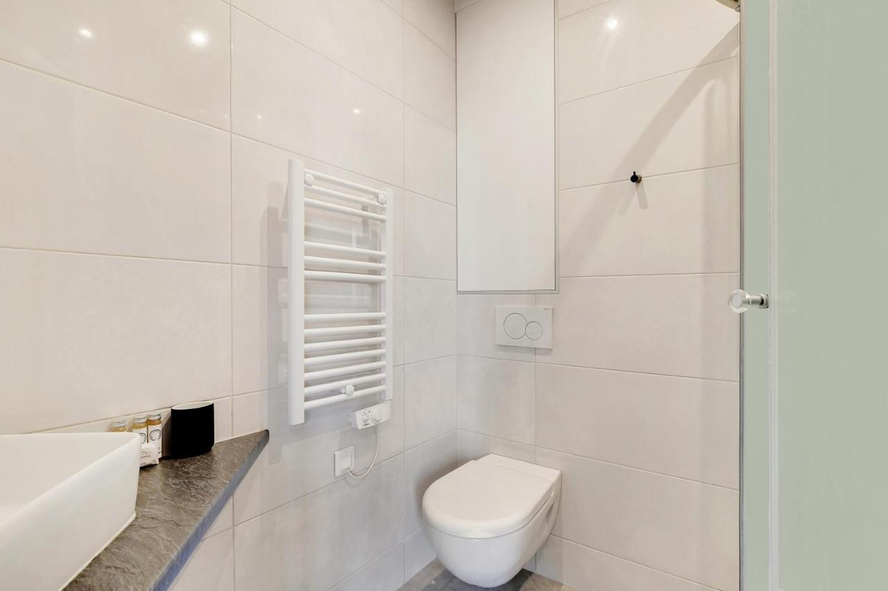 Apartment Chic -3br-10p- Place De La Republique Paris