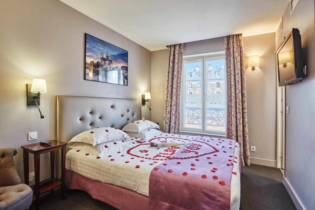 Le Relais Saint Charles Hotel 3*