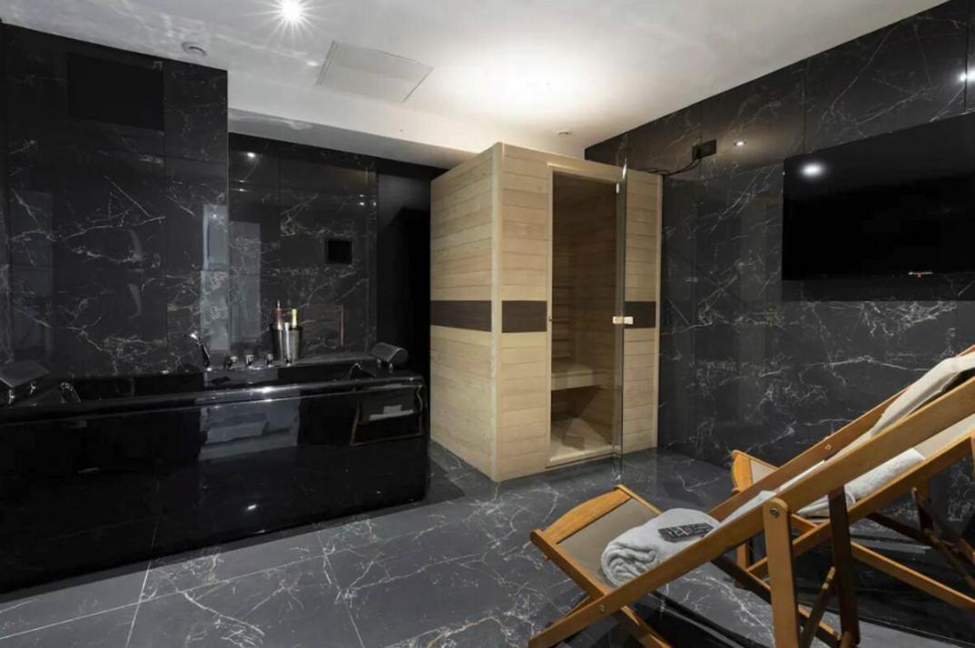 Apartment Magnifique Avec Sauna Et Jacuzzi *
