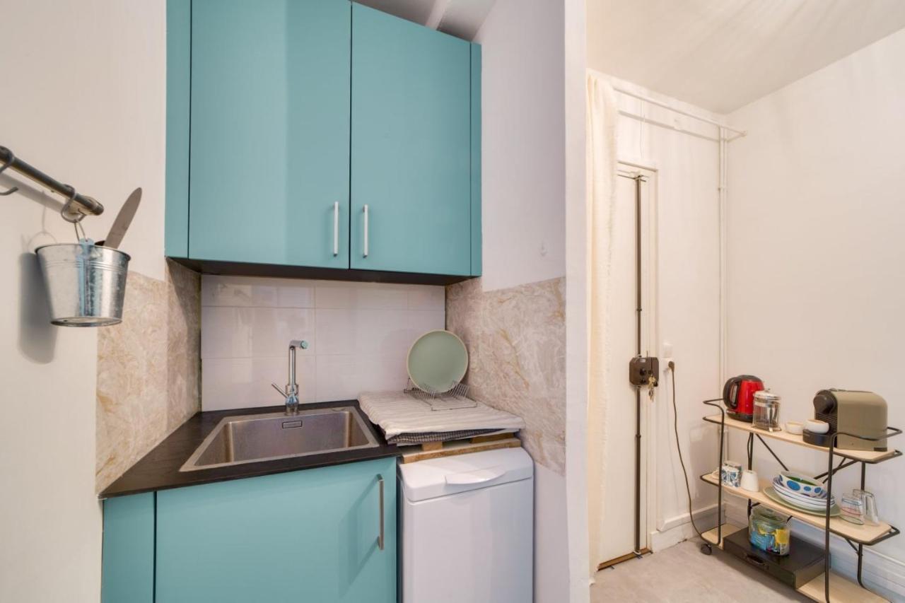 Apartment Bright For 4 People In Batignolles