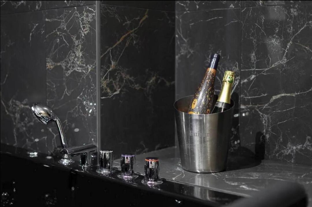 Magnifique Avec Sauna Et Jacuzzi Apartment