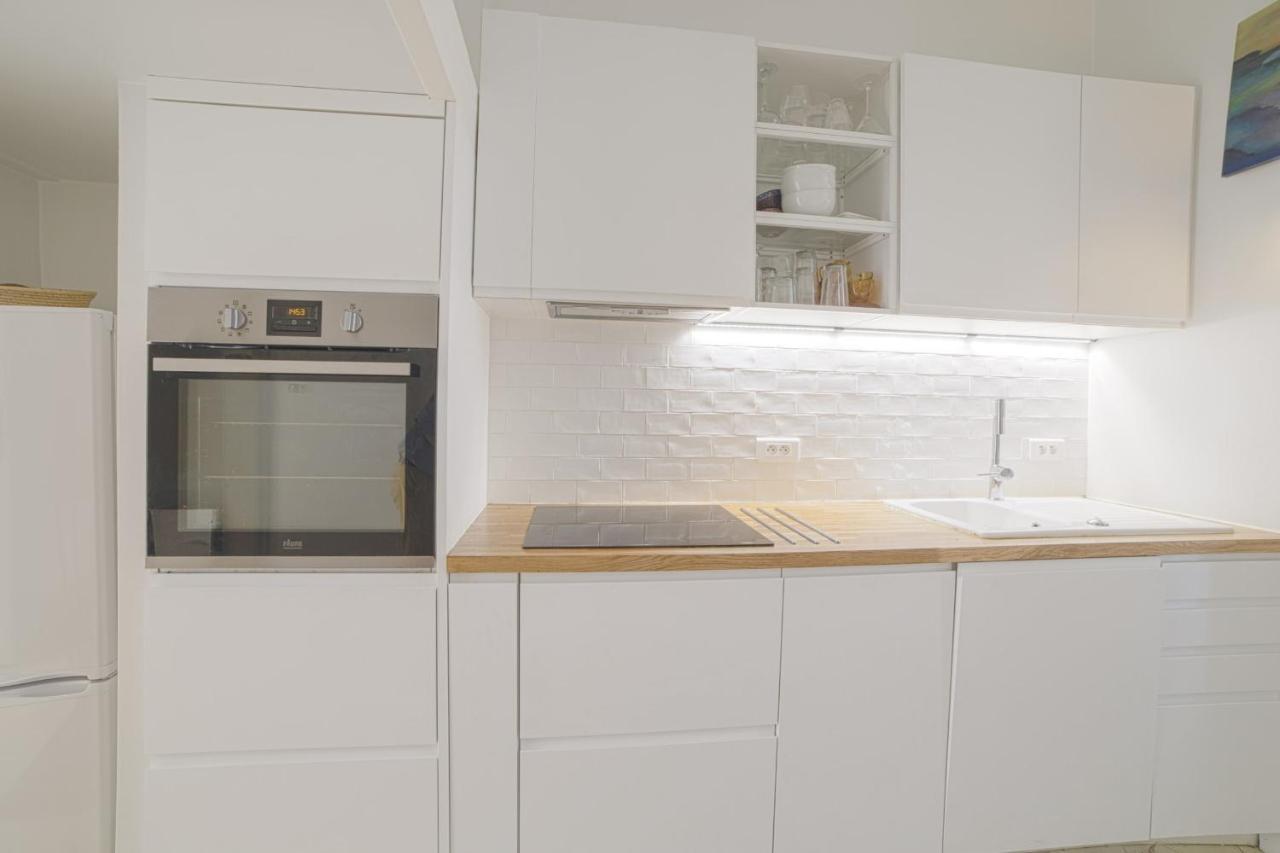 Beautiful And Bright Duplex Studio - - Welkeys *