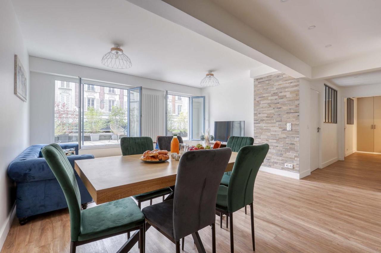 Branded New 4 Bdrs Flat - Huge Terrace - Prime Loc Paris