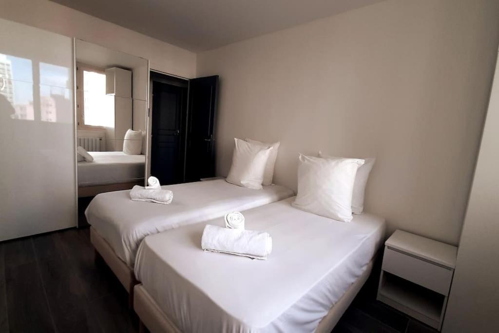 Spacious In Place Des Fetes