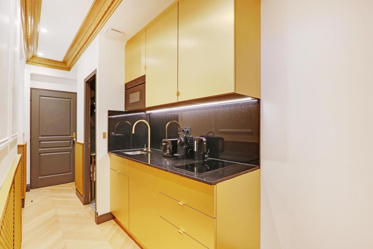 Apartment Pick A Flat's In Champs Elysees - Rue Du Colisee