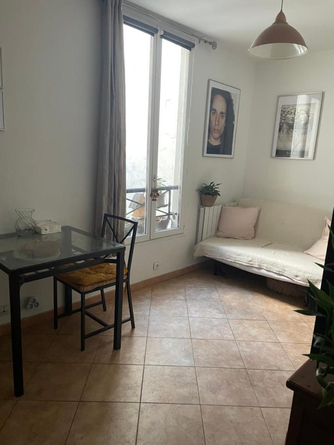 Appartement Joli Devant Le Jardin De Luxembourg