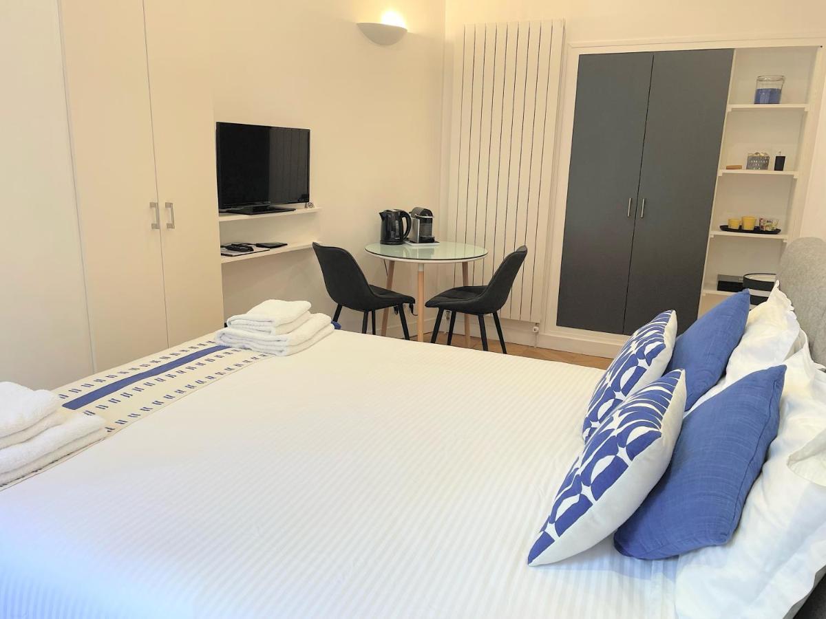 Square Bed & Breakfast Paris