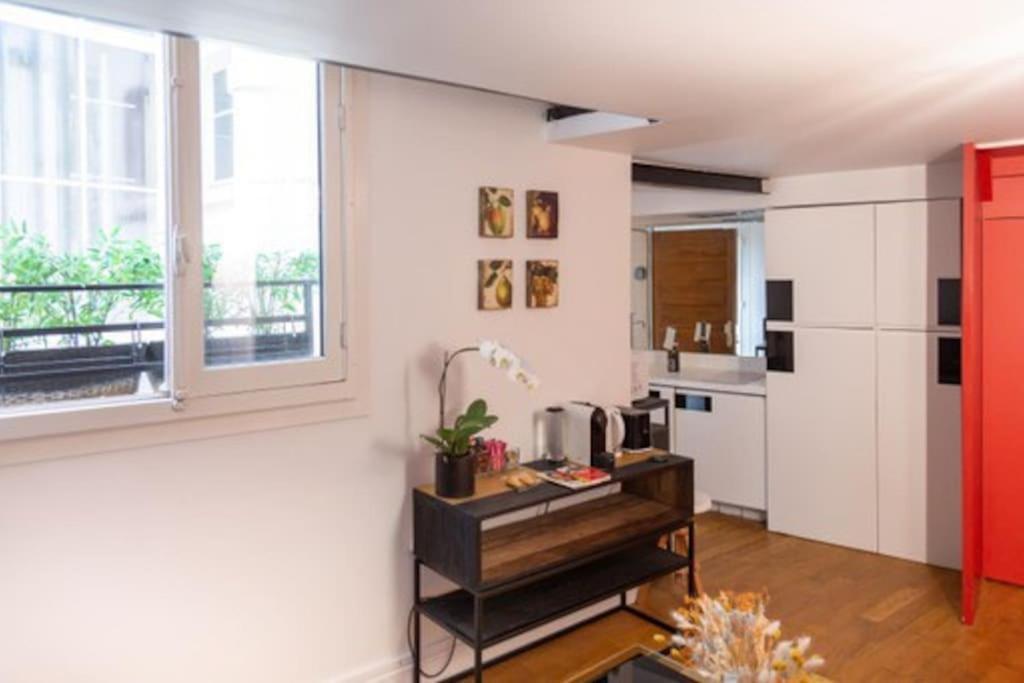 Maraisjolie Duplex 33m2… Apartment