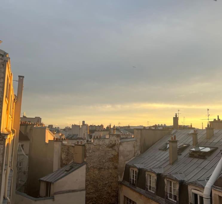 Apartment Marais - Sur Les Toits *