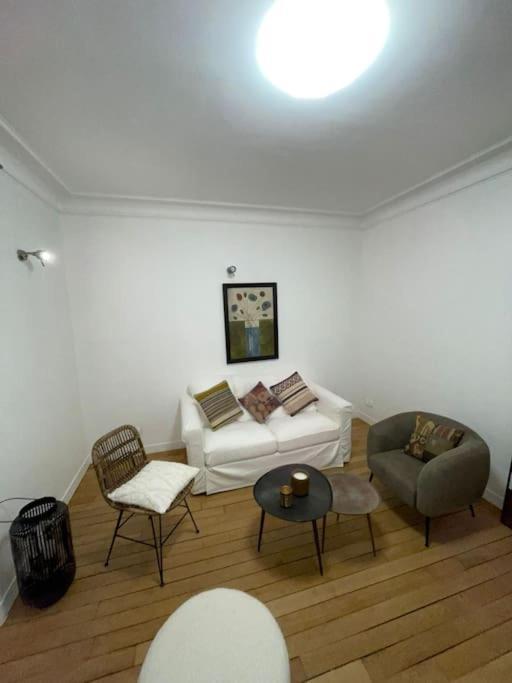Paris15 Eme Chic Atypique Et Calme Apartment *