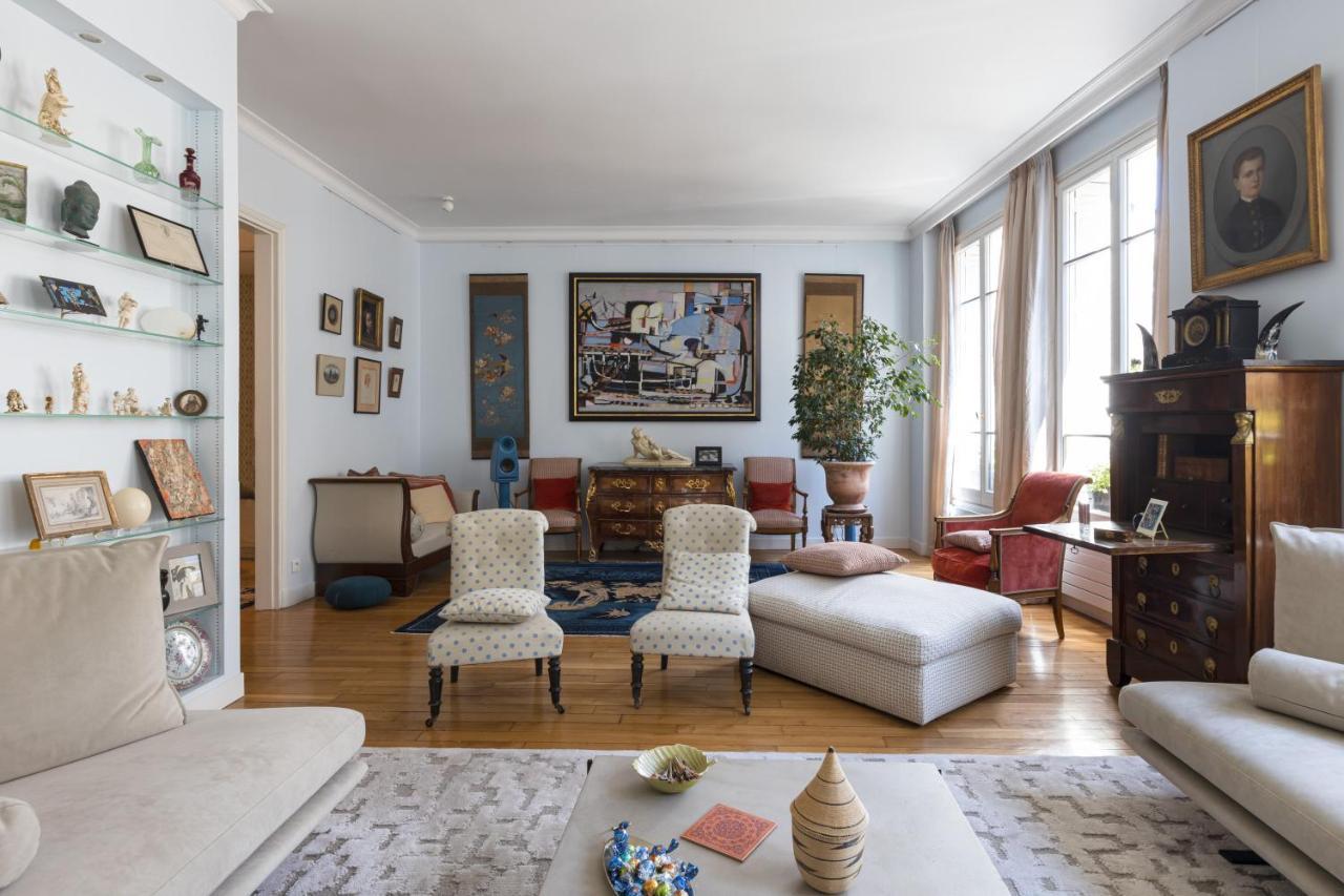 Apartment Veeve - Artful Elegance *
