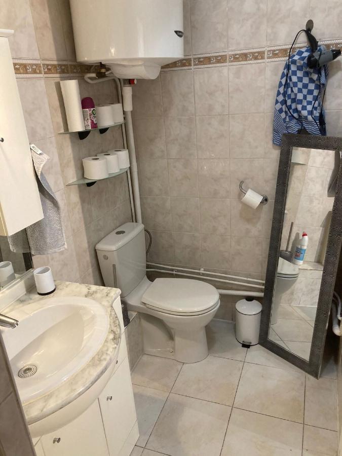 Studio Calme Et Eclaire Proche De Nation A Apartment Paris