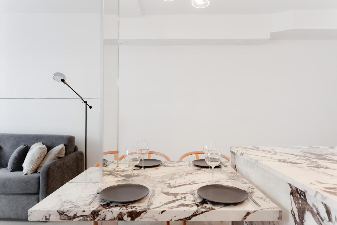 Apartment Grenelle Champs De Mars *