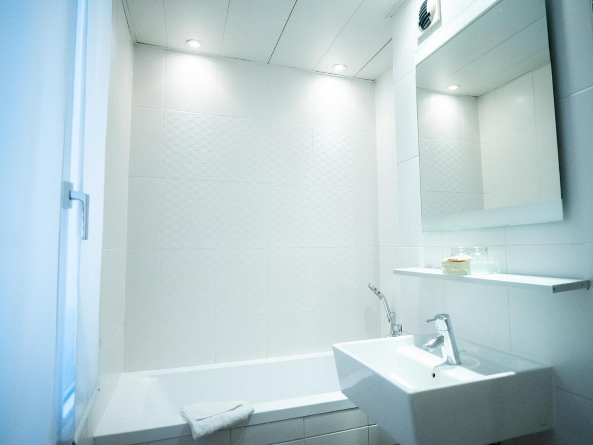 Hotel Courcelles Etoile Paris
