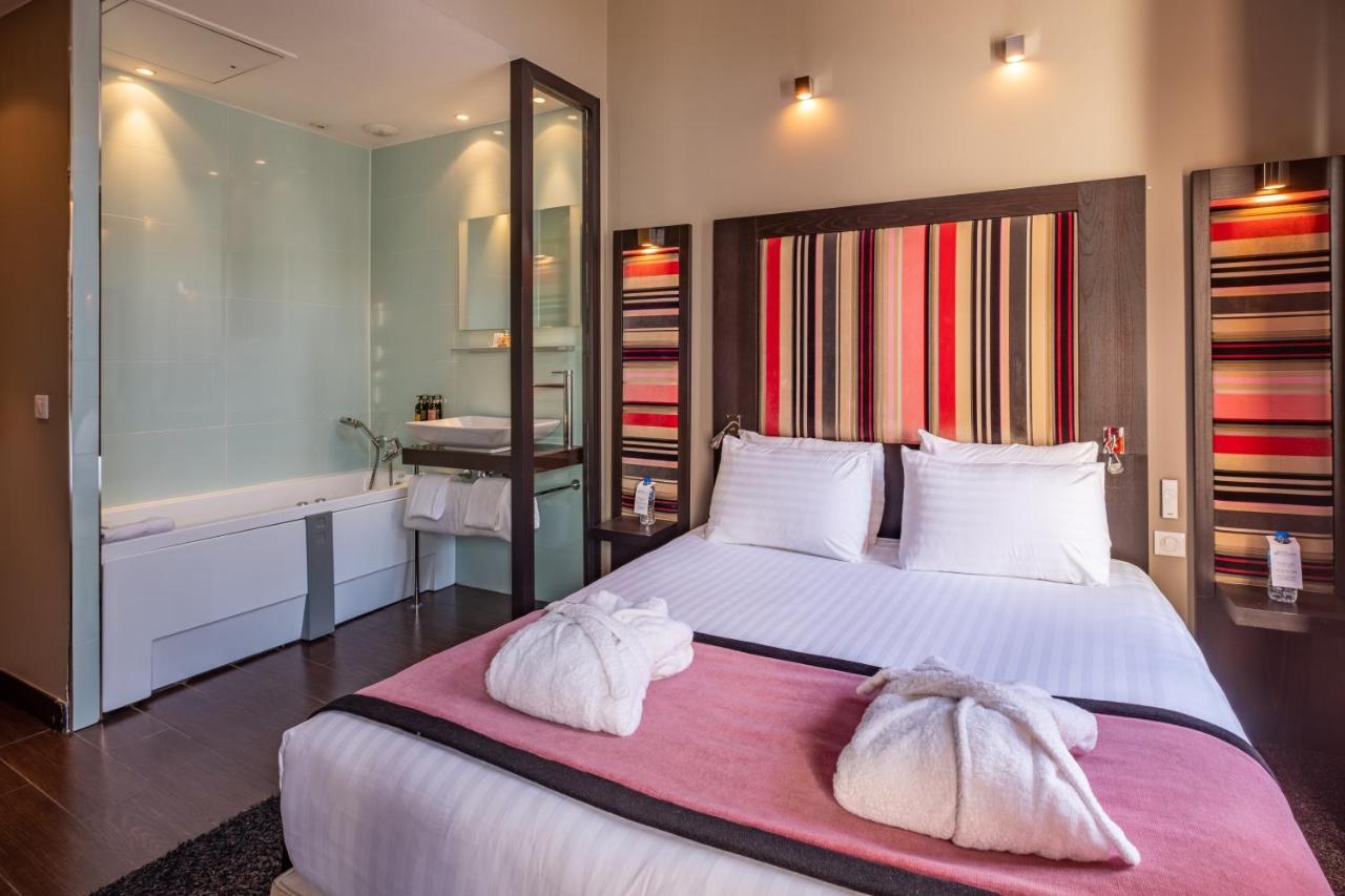 Hotel Courcelles Etoile Paris