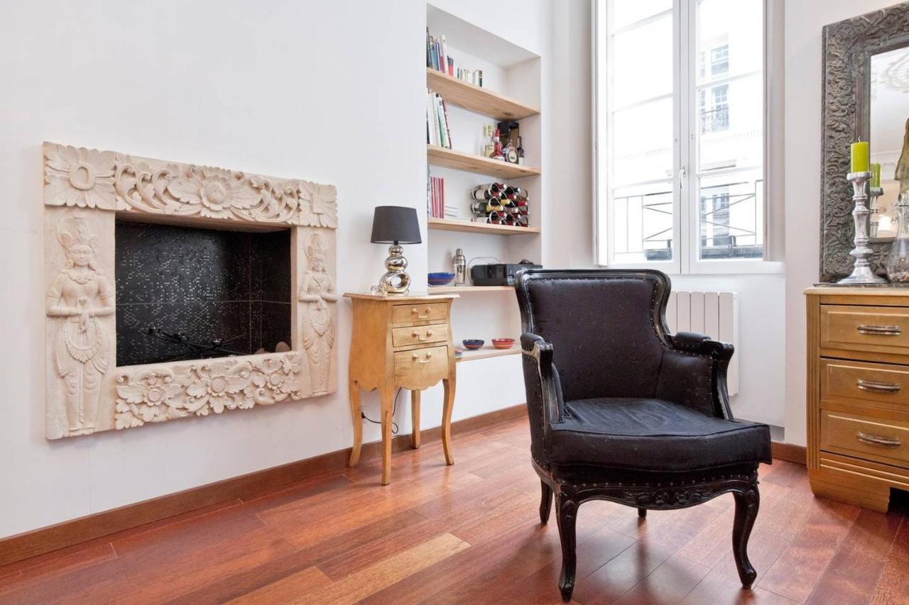 Romantic Close To Le Marais Apartment