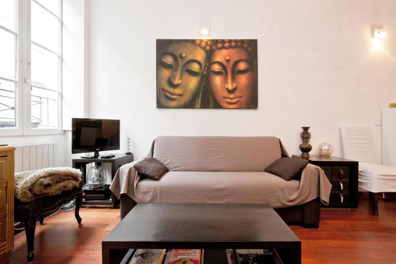 Romantic Close To Le Marais