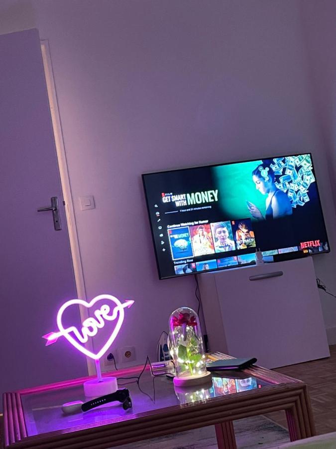 Netflix And Cosy Romantic Appartement Paris