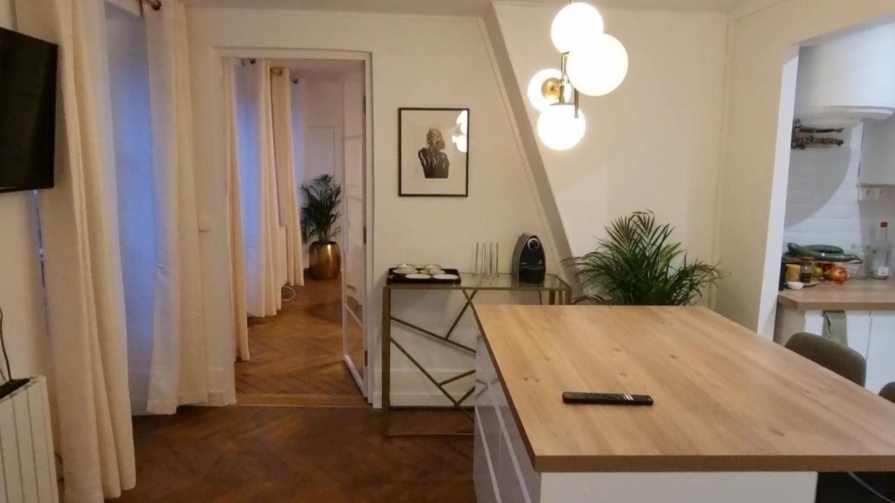 Champs Elysees Luxury Appartement